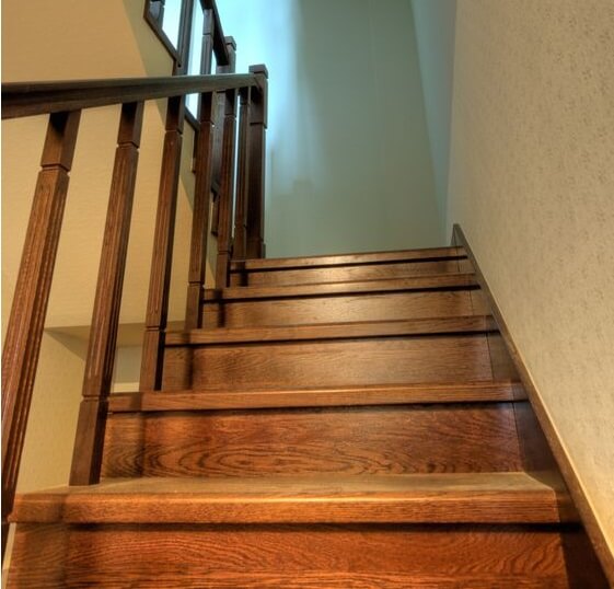 Anti-slip poly for stairs