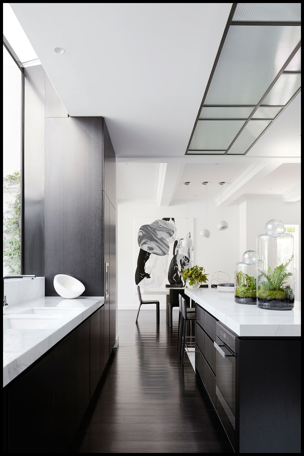 Sleek and Stylish: 10 Monochrome Kitchen Ideas You’ll Love