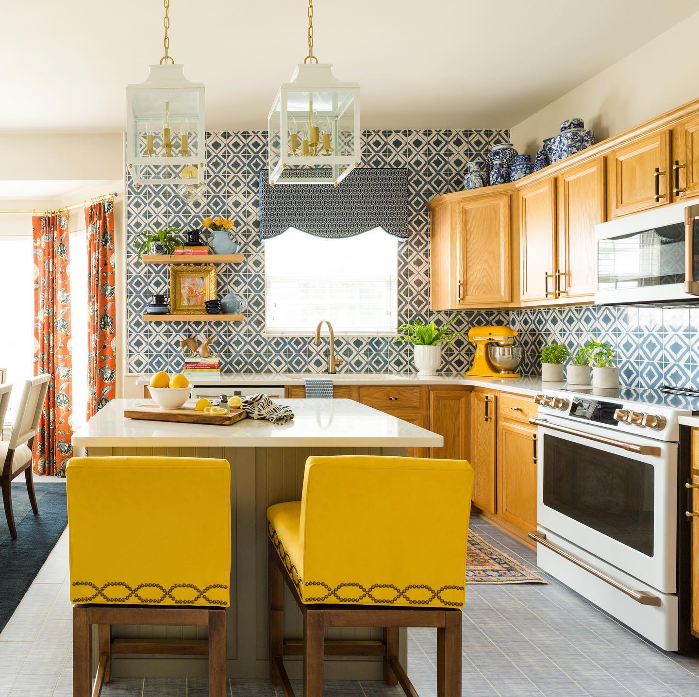 Honey Oak Kitchen Ideas: Makeovers You’ll Want to Copy