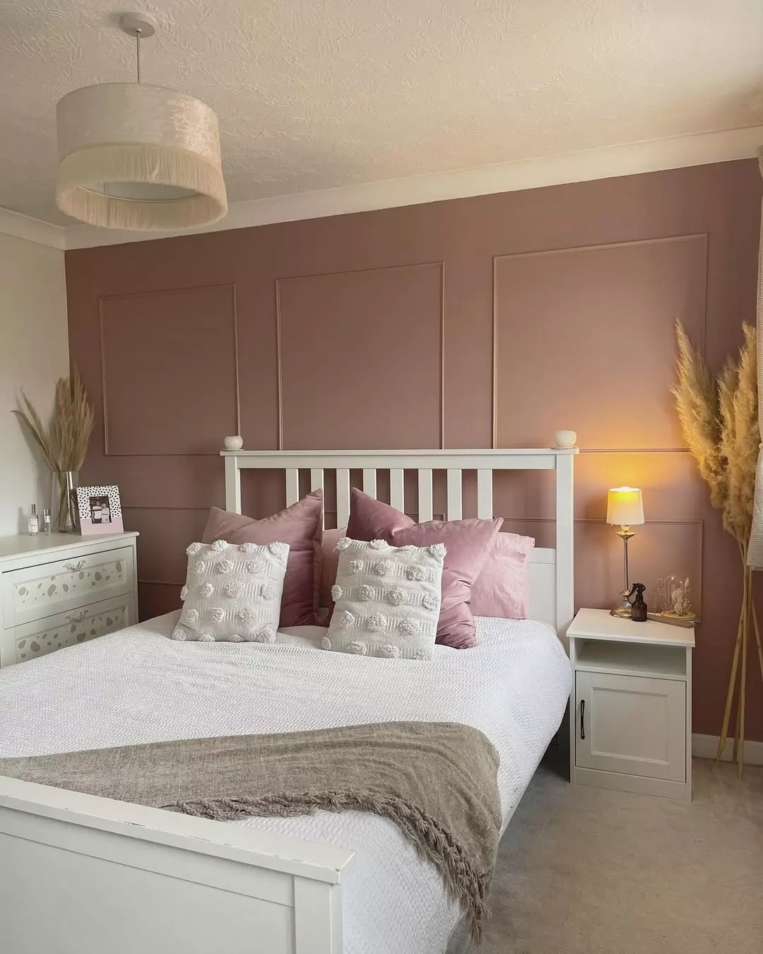 20 Warm Modern Bedroom Ideas